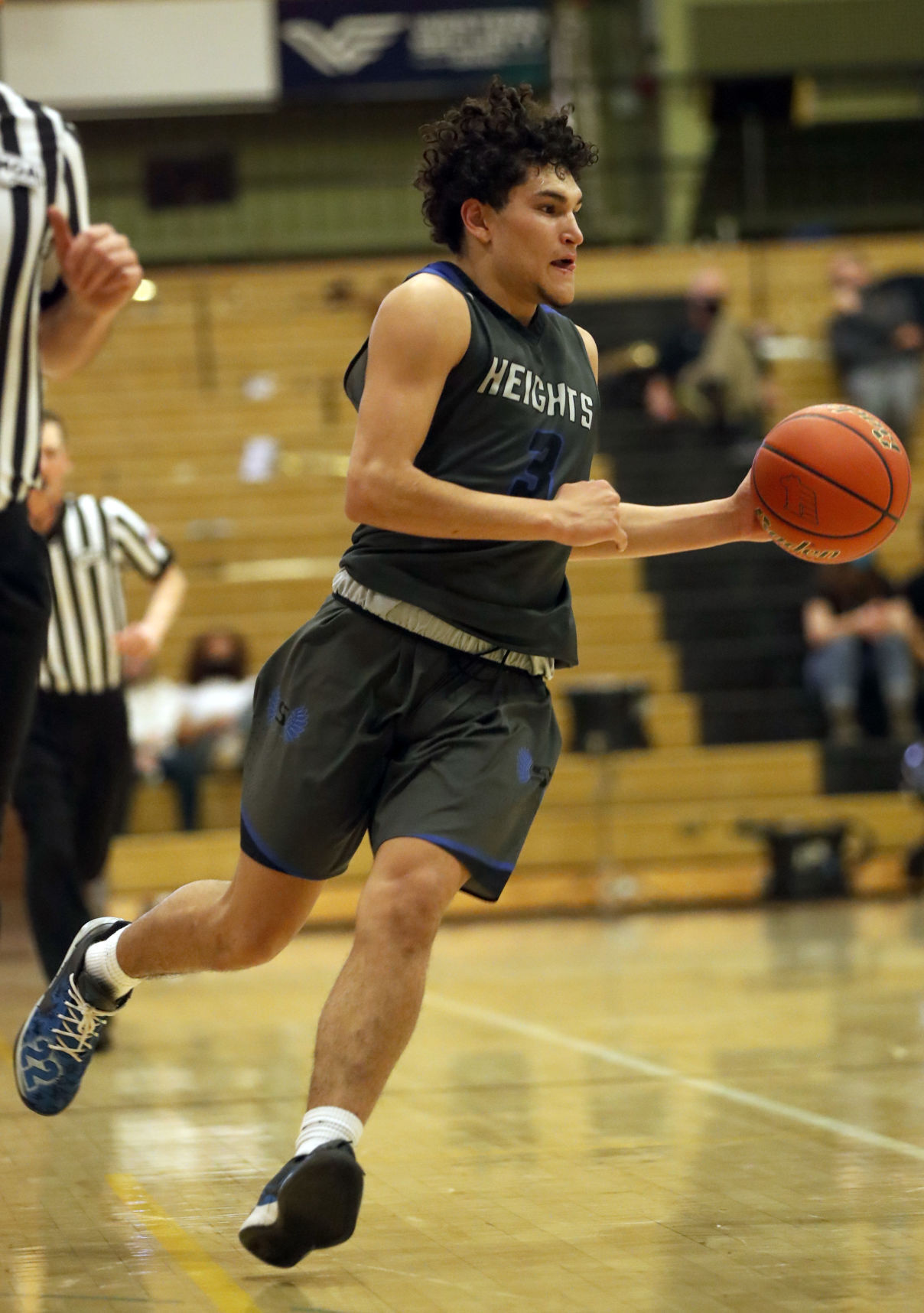Billings West basketball hosts Skyview